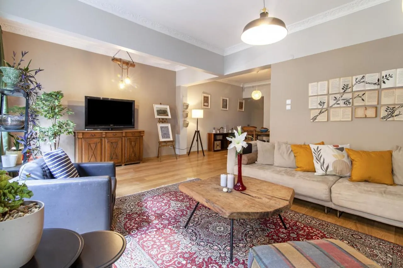Vibrant Flat With Balcony In Sisli Apartment Istanbul